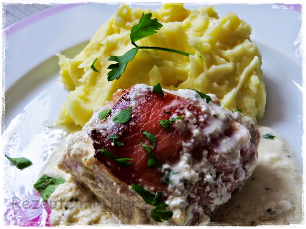 Putenfilet in Frischkäsesoße und Kartoffel-Knoblauch-Püree