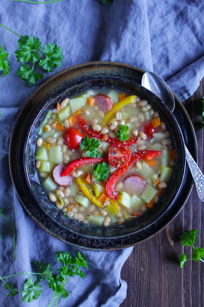 Serbische Bohnensuppe auf unsere Art