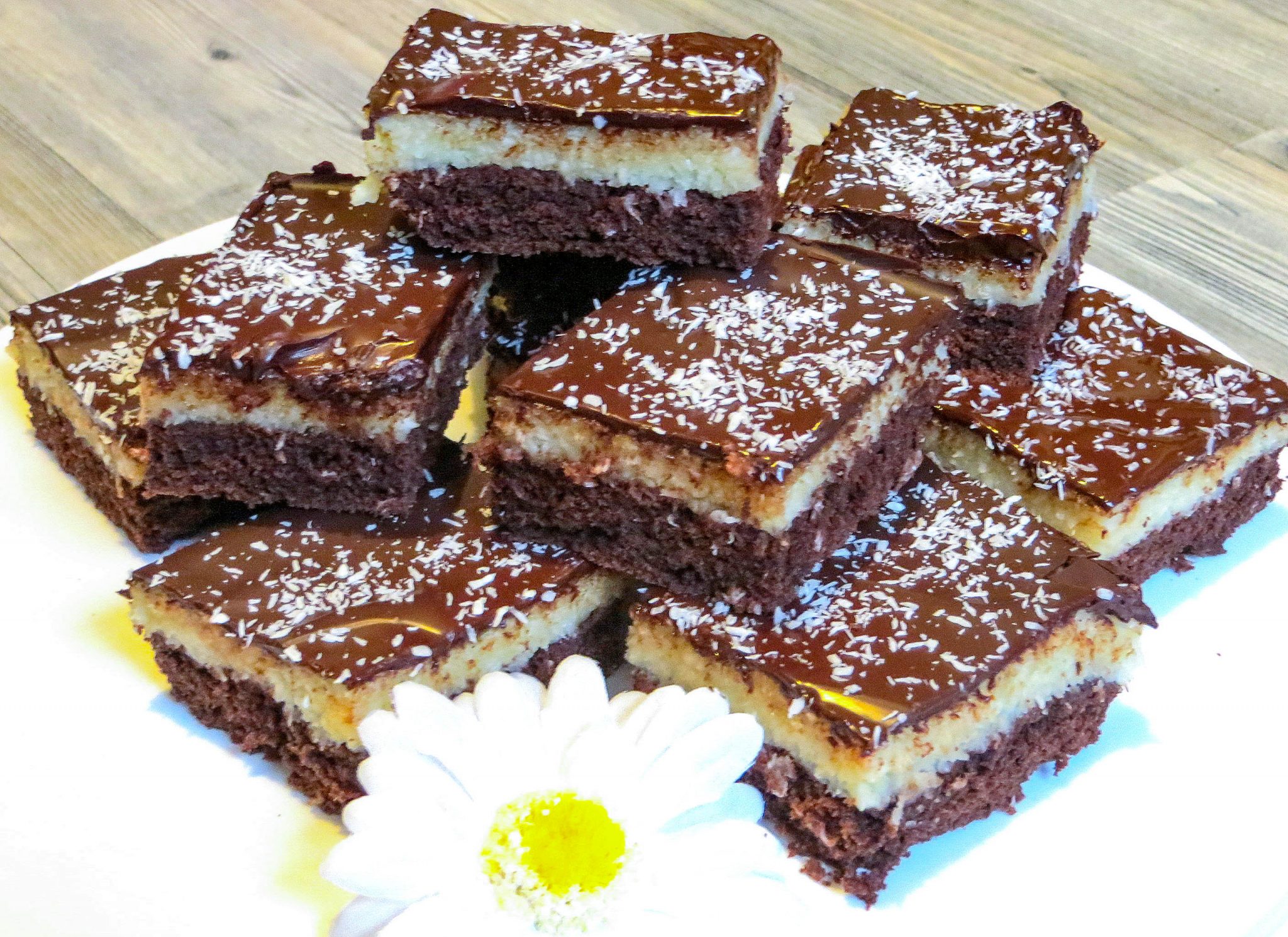 Bounty® Bars | Bounty® Schnitten – Food with Love – Thermomix Rezepte ...