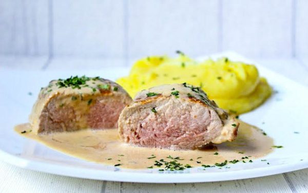 Schweinefilet Sous Vide mit Pfefferrahmsoße und Kartoffelpüree – Food ...