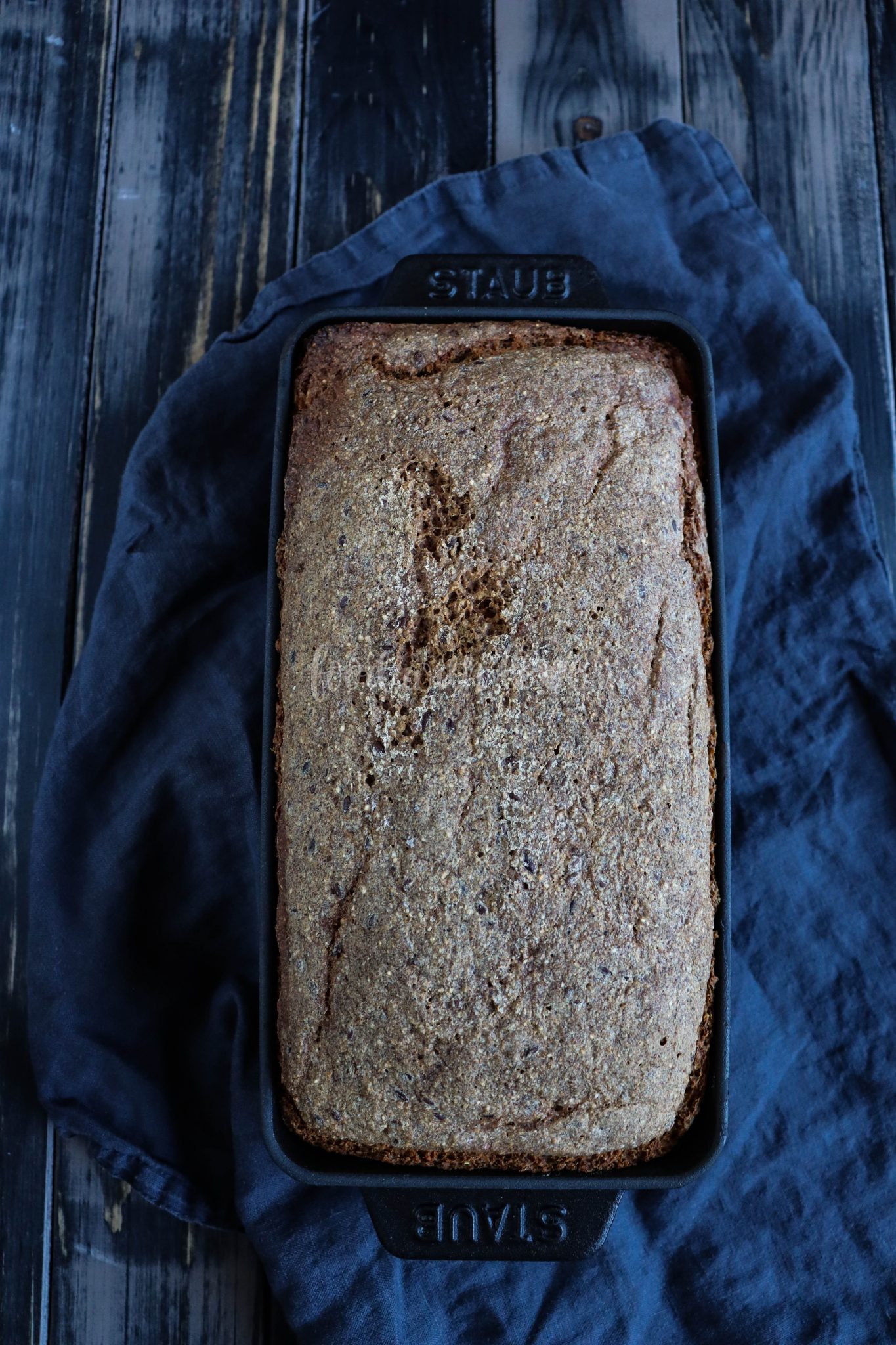 Dinkel-Leinsamen-Brot – food with love