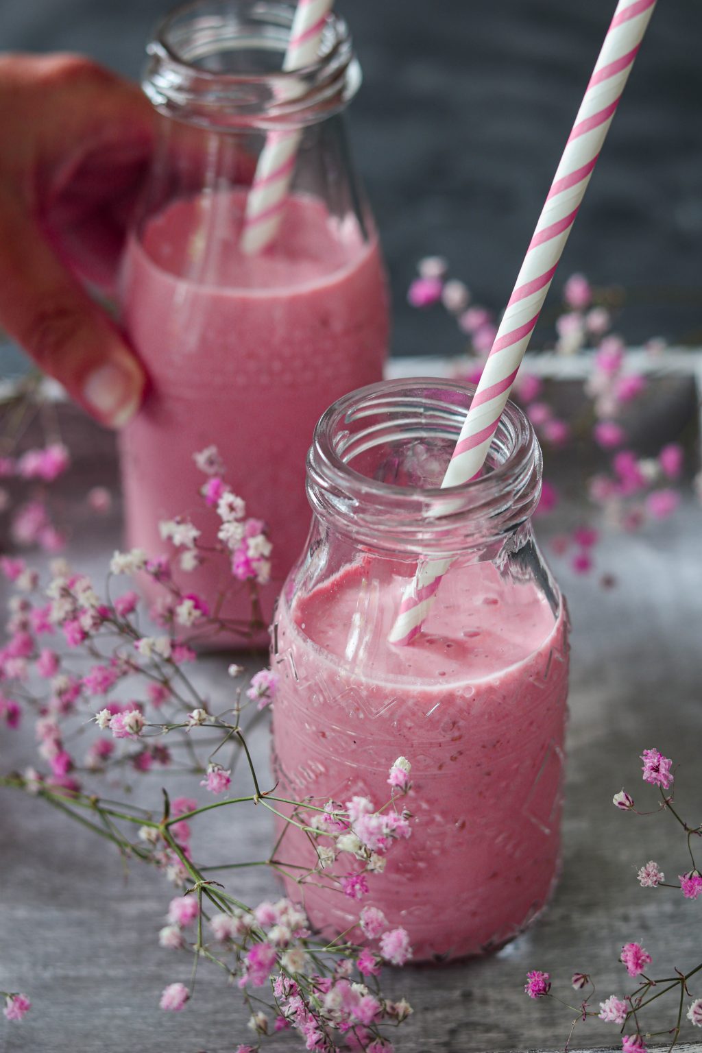 Cremiger Erdbeer-Himbeer-Smoothie